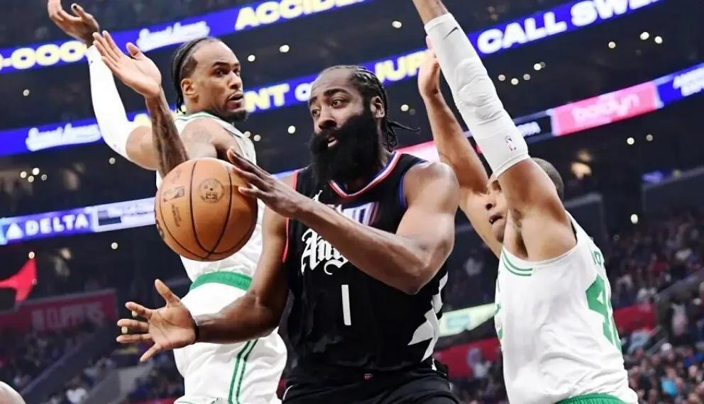 开云体育app下载-塔图姆砍下分，凯尔特人主场大胜快船保持胜势的简单介绍