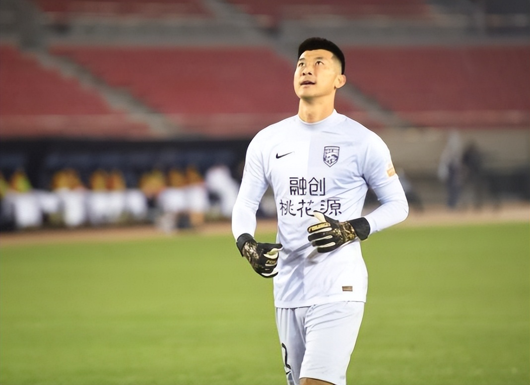 开云体育官网-包含彼尔姆主场惨败里昂，提前无缘强的词条