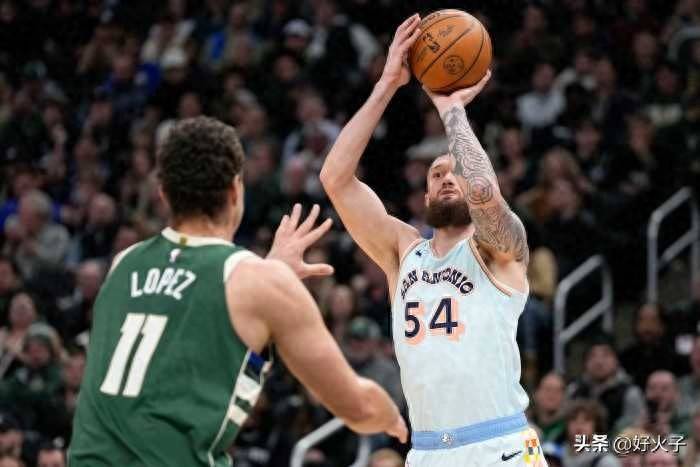 步行者队球员归队备战明尼苏达马刺队 步行者队球员归队备战明尼苏达马刺队