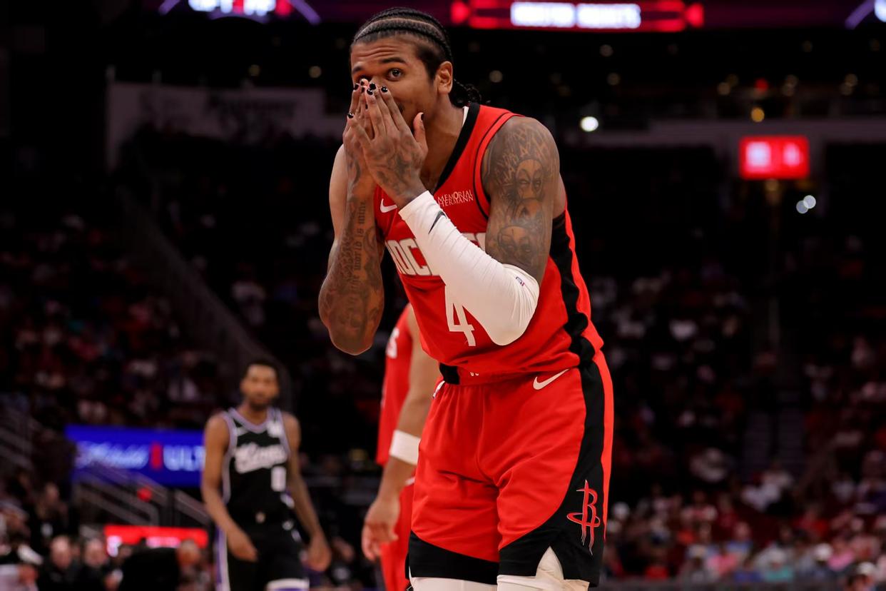 火箭力克步行者,迎来四连胜 火箭力克步行者,迎来四连胜