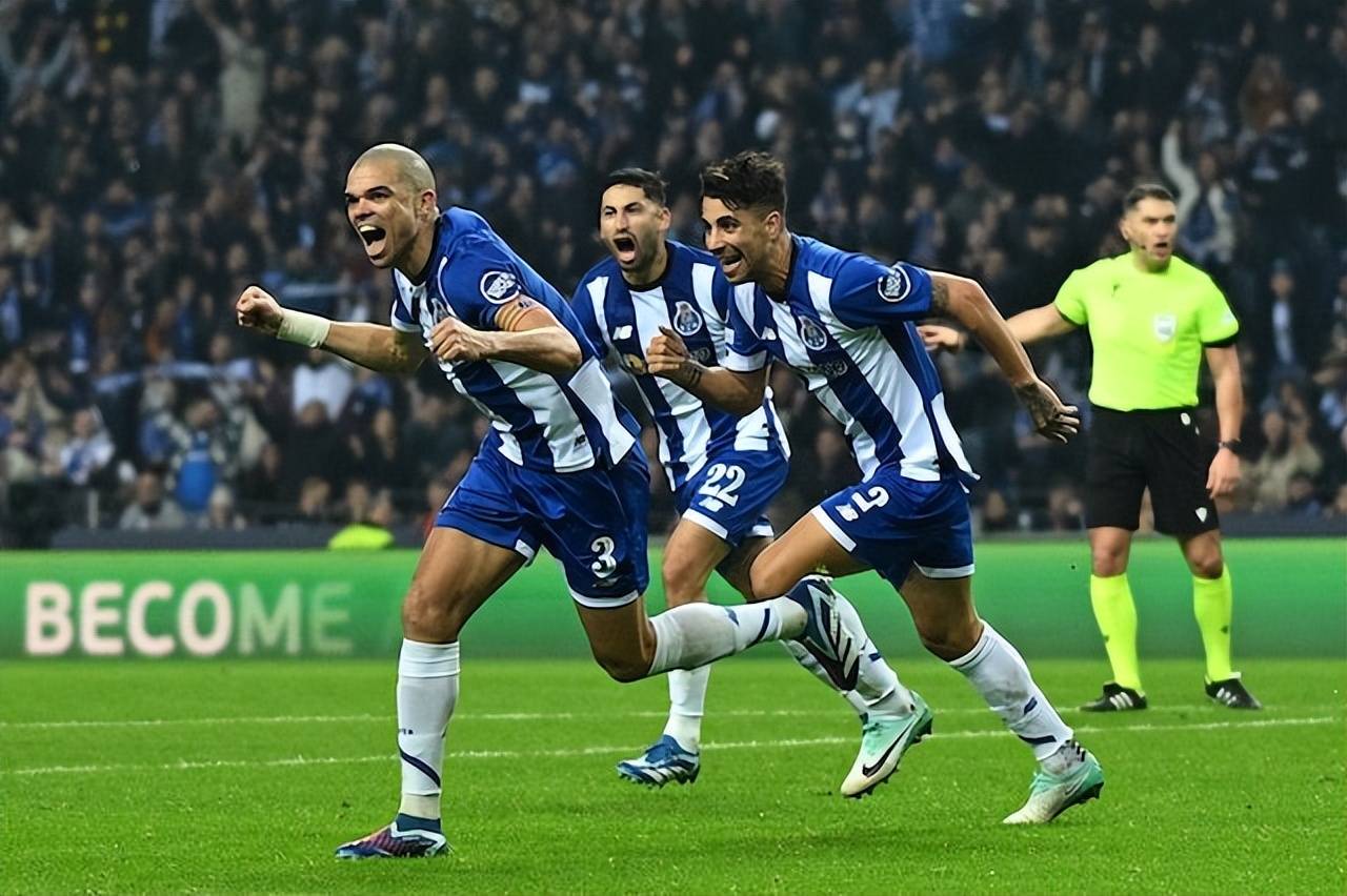 开云体育-多特蒙德客场大胜波尔图，欧冠小组赛晋级前景大好！的简单介绍