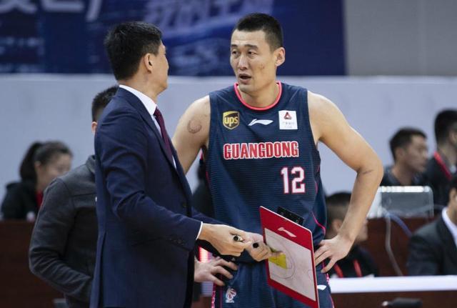 开云体育登录-凤凰队成功签约内线球员，增强内线实力的简单介绍