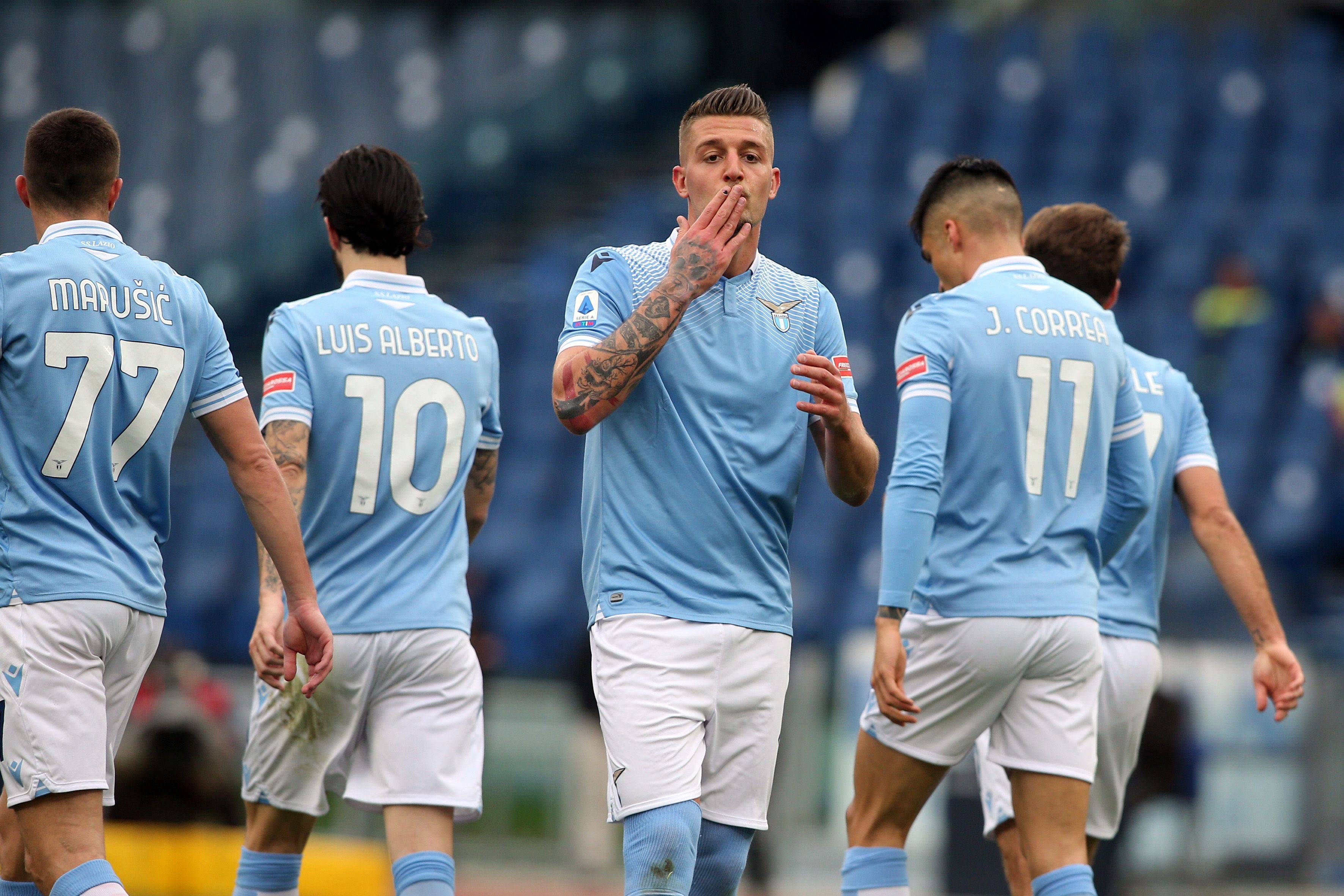 开云体育app-意甲联赛进入白热化阶段，球队们拼尽全力争胜