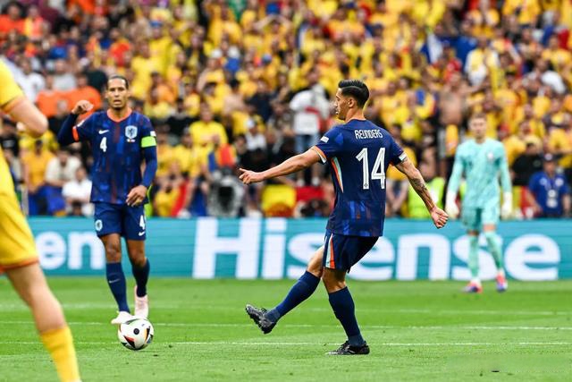 荷兰队斩获成功,向着欧锦赛迈进的简单介绍 荷兰队斩获成功,向着欧锦赛迈进的简单介绍