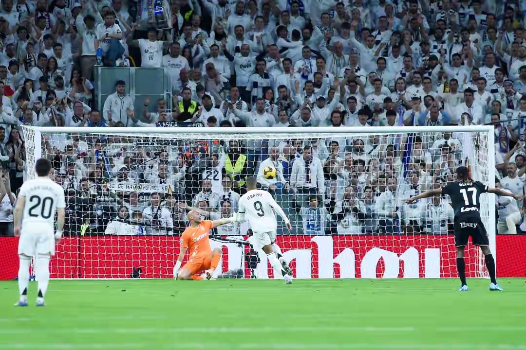 马竞主场击败皇家社会,苏亚雷斯再现进球状态 马竞主场击败皇家社会,苏亚雷斯再现进球状态