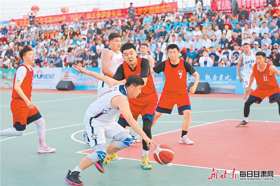 职业篮球联赛掀起激情篮球狂欢 职业篮球联赛掀起激情篮球狂欢