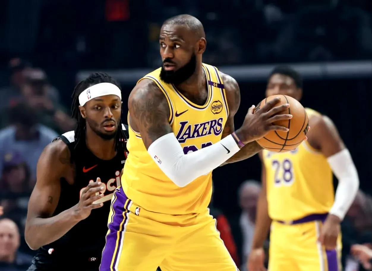 开云体育官网-胜负悬念成为比赛中最吸引眼球的部分