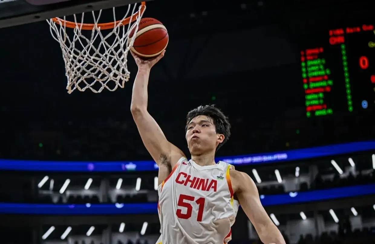 青海男篮在比赛中展现出坚强的斗志 青海男篮在比赛中展现出坚强的斗志