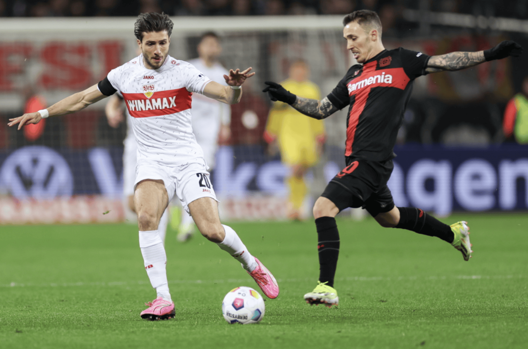 开云体育在线-波鸿联赛中展现出强大实力，成功击败对手