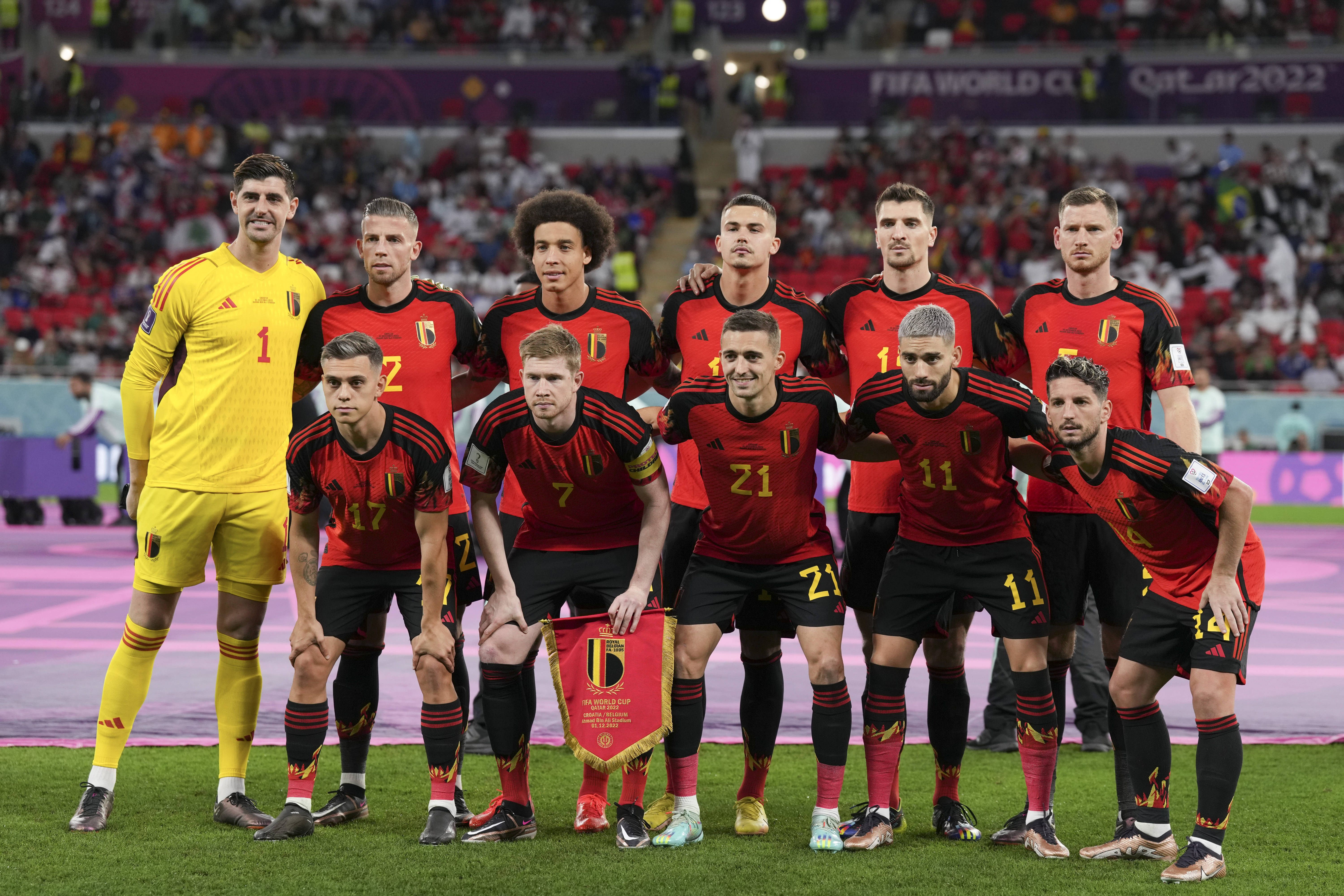 瑞士挪威冰岛交手,球场上的较量 瑞士挪威冰岛交手,球场上的较量