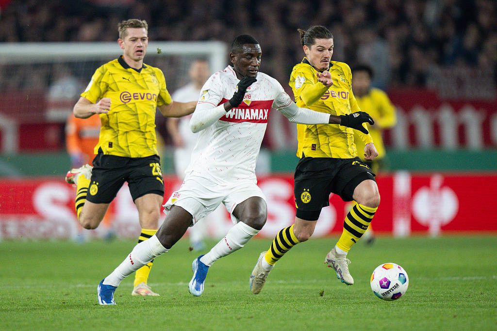 斯图加特失利跌入降级区三度危机的简单介绍 斯图加特失利跌入降级区三度危机的简单介绍